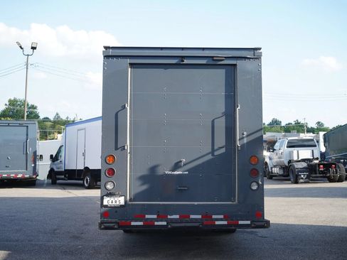 Used 2022 Ford Transit 350 DRW RWD image 8