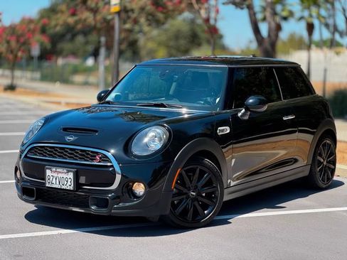 Used 2019 MINI Cooper S FWD image 7