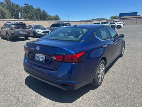Used 2020 Nissan Altima 2.5 S FWD image 5