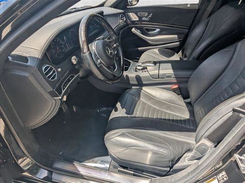 Used 2018 Mercedes-Benz S 560 4MATIC Sedan image 17