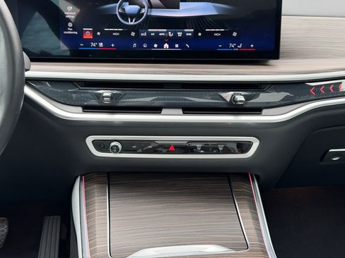 Certified 2024 BMW X5 xDrive40i w/ Parking Assistance Package image 21