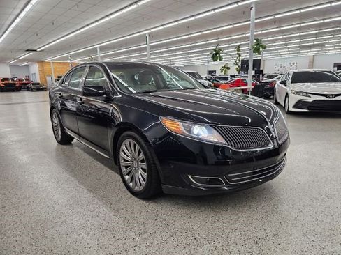 Used 2014 Lincoln MKS AWD w/ Equipment Group 101A image 3