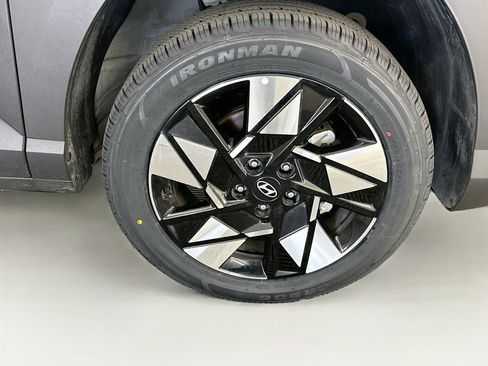 Used 2025 Hyundai Kona SEL AWD/4WD image 11