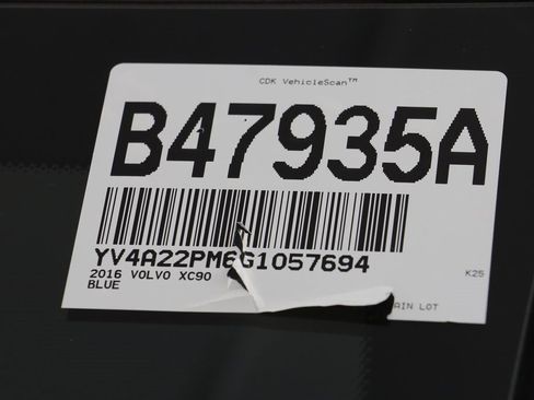 Used 2016 Volvo XC90 T6 R-Design w/ Protection Package Plus image 27