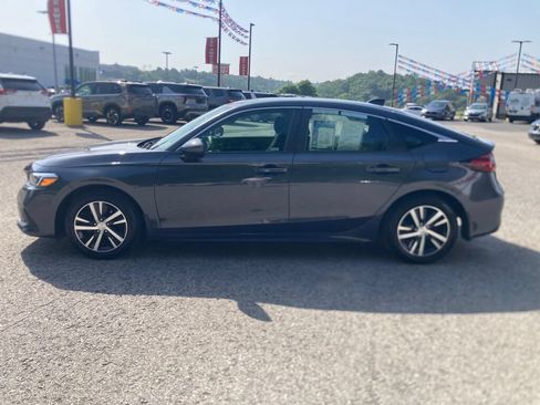 Used 2023 Honda Civic LX image 4