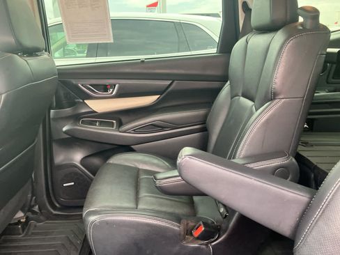 Used 2019 Subaru Ascent Limited w/ Popular Package #2 AWD/4WD image 40