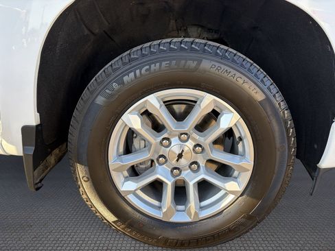 Certified 2022 Chevrolet Silverado 1500 Custom RWD image 10
