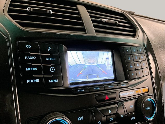 Used 2017 Ford Explorer XLT FWD image 21