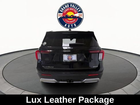 Used 2025 Ford Explorer Platinum w/ LUX Leather Package AWD/4WD image 20
