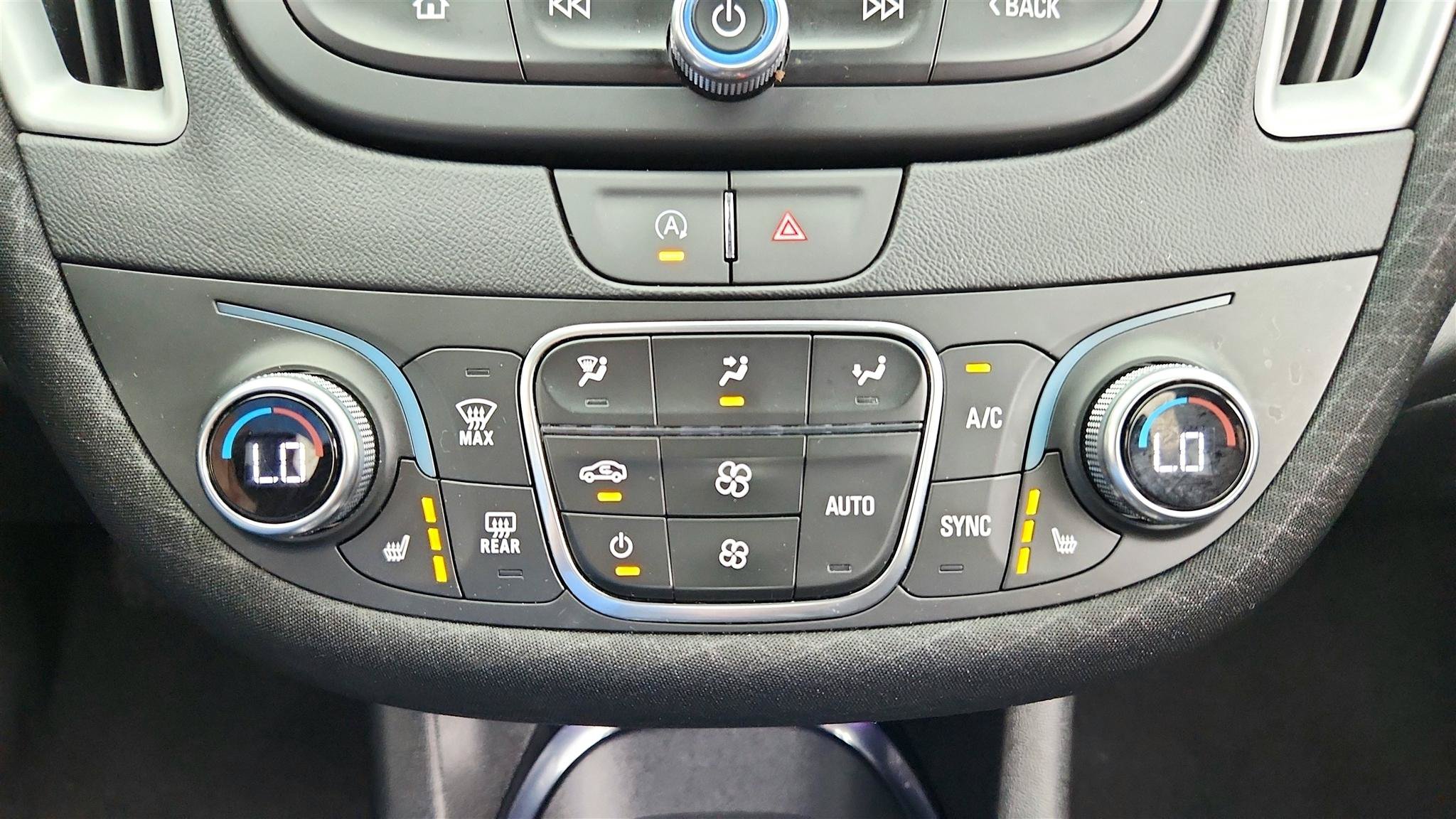 Used 2024 Chevrolet Malibu LT FWD image 21