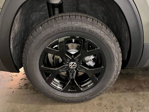 New 2026 Volkswagen Atlas Peak Edition AWD/4WD image 30