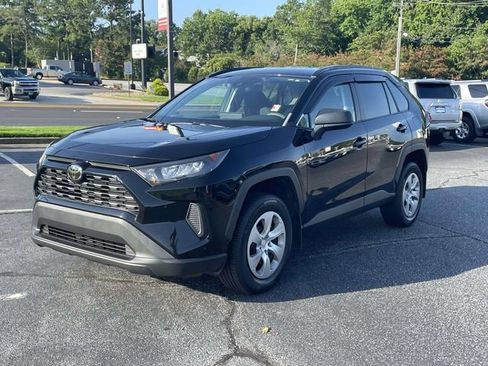 Used 2021 Toyota RAV4 LE AWD/4WD image 6