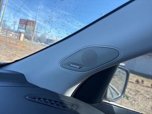 Used 2023 Honda Pilot Elite image 45