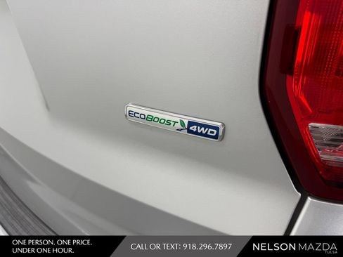 Used 2018 Ford Explorer XLT w/ Equipment Group 202A AWD/4WD image 15