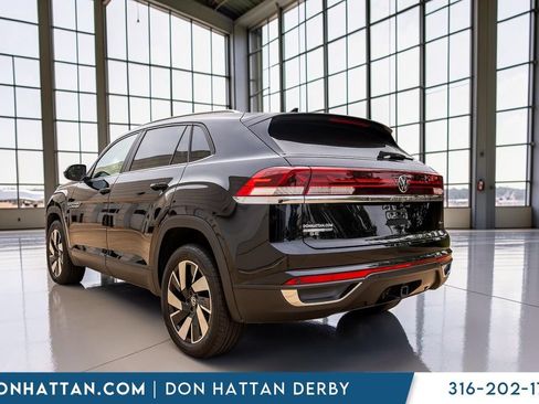 Used 2024 Volkswagen Atlas Cross Sport SE AWD/4WD image 33