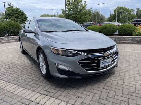Used 2025 Chevrolet Malibu LT FWD image 7