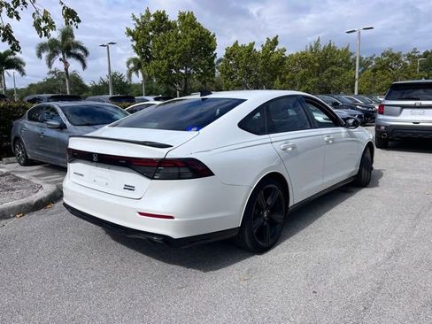 Used 2024 Honda Accord Sport image 6