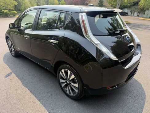 Used 2016 Nissan Leaf SV FWD image 5
