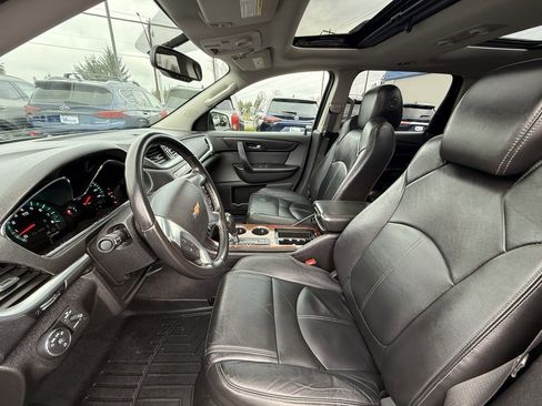 Used 2014 Chevrolet Traverse LT w/ LPO, 'HIT The Road' Package image 11