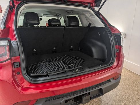 Used 2018 Jeep Compass Trailhawk w/ Safety & Security Group AWD/4WD image 16