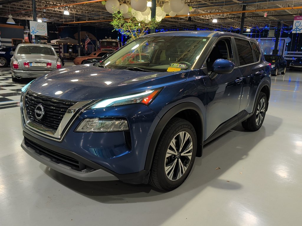 Used 2023 Nissan Rogue SV AWD/4WD image 8