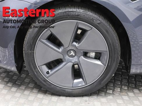 Used 2023 Tesla Model 3 Standard Range image 28