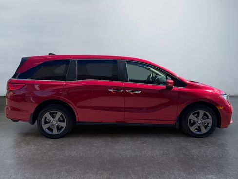 Used 2024 Honda Odyssey EX image 5