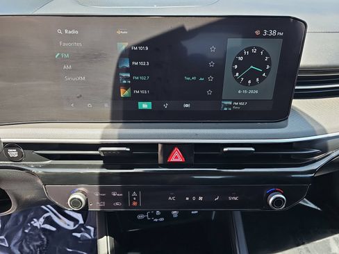 Used 2025 Kia K5 LXS FWD image 19