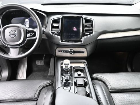 Used 2023 Volvo XC90 B6 Ultimate w/ Protection Package Premier AWD/4WD image 14