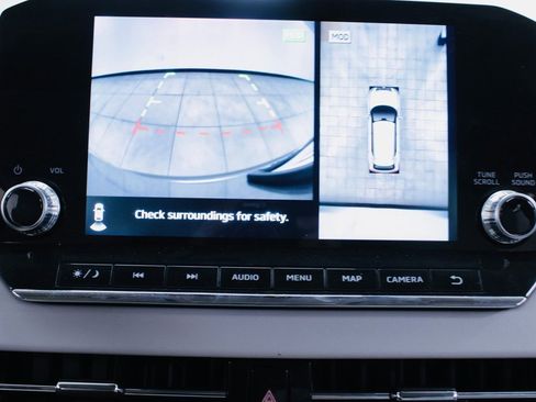 Used 2023 Mitsubishi Outlander SEL image 15