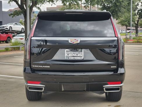 Used 2022 Cadillac Escalade Premium Luxury AWD/4WD image 6