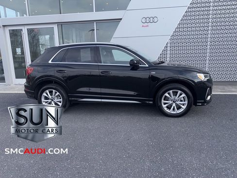 Certified 2025 Audi Q3 2.0T Premium Plus w/ Premium Plus Package image 2
