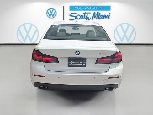Used 2021 BMW 530i w/ Premium Package RWD image 6
