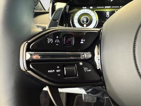 New 2025 Aston Martin V8 Vantage Coupe image 11