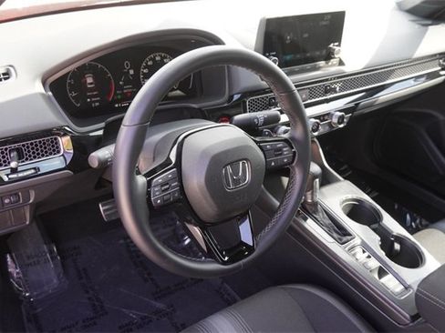 Used 2025 Honda Civic Sport image 16