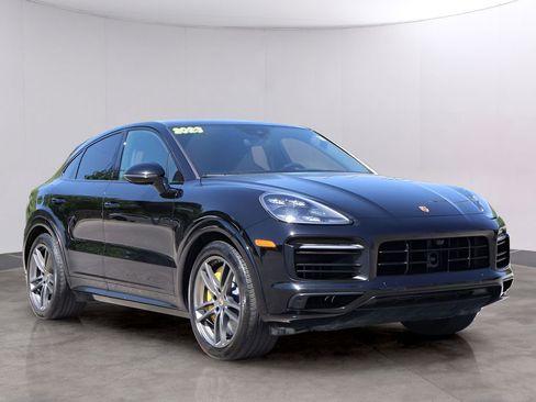 Certified 2023 Porsche Cayenne GTS AWD/4WD image 11