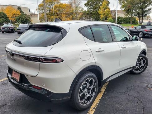 New 2025 Alfa Romeo Tonale image 7