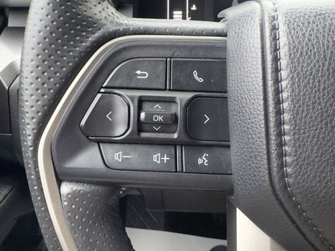 Used 2025 Toyota 4Runner SR5 image 22