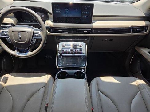 Used 2022 Lincoln Nautilus FWD image 15