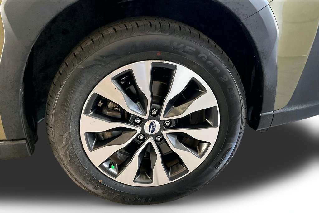 Used 2024 Subaru Outback Limited AWD/4WD image 32