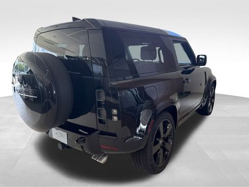 New 2024 Land Rover Defender 90 V8 image 17