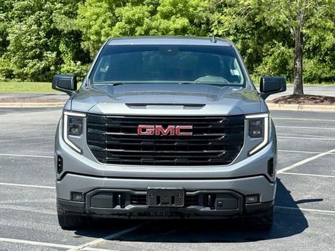 Used 2023 GMC Sierra 1500 Elevation w/ X31 Off-Road Package AWD/4WD image 12