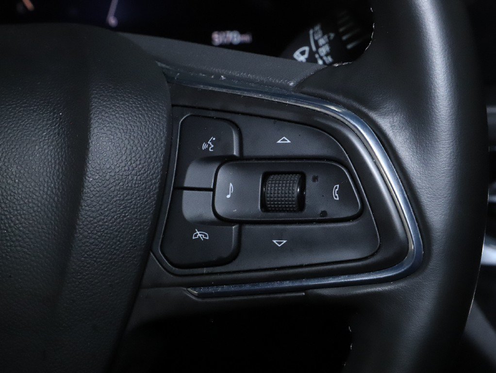 Used 2025 Buick Envista Sport Touring w/ Convenience I Package FWD image 24