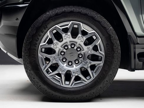Used 2024 GMC Hummer EV 3X AWD/4WD image 22