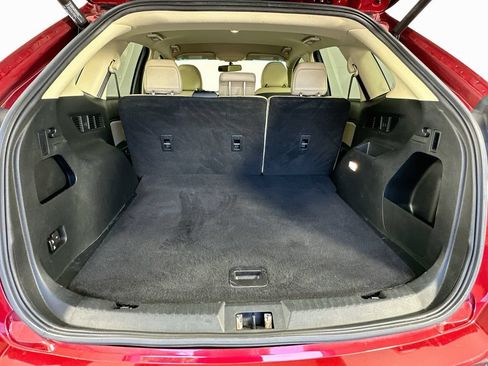 Used 2018 Ford Edge SEL w/ Equipment Group 201A FWD image 26