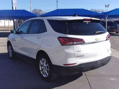 Used 2023 Chevrolet Equinox LS w/ LS Convenience Package image 13