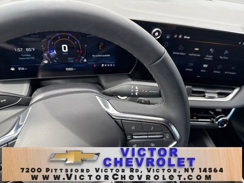 Used 2025 Chevrolet Equinox LT image 16