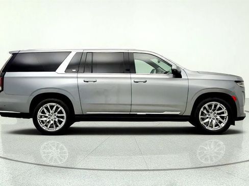 Used 2023 Cadillac Escalade ESV Premium Luxury Platinum w/ LPO, Radiant Package AWD/4WD image 4