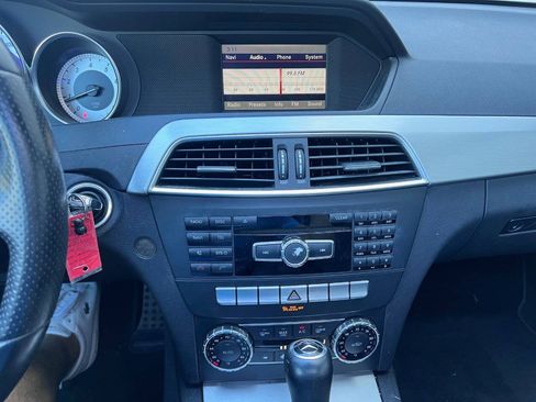 Used 2013 Mercedes-Benz C 250 Coupe image 9
