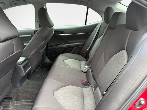 Used 2019 Toyota Camry LE FWD image 23